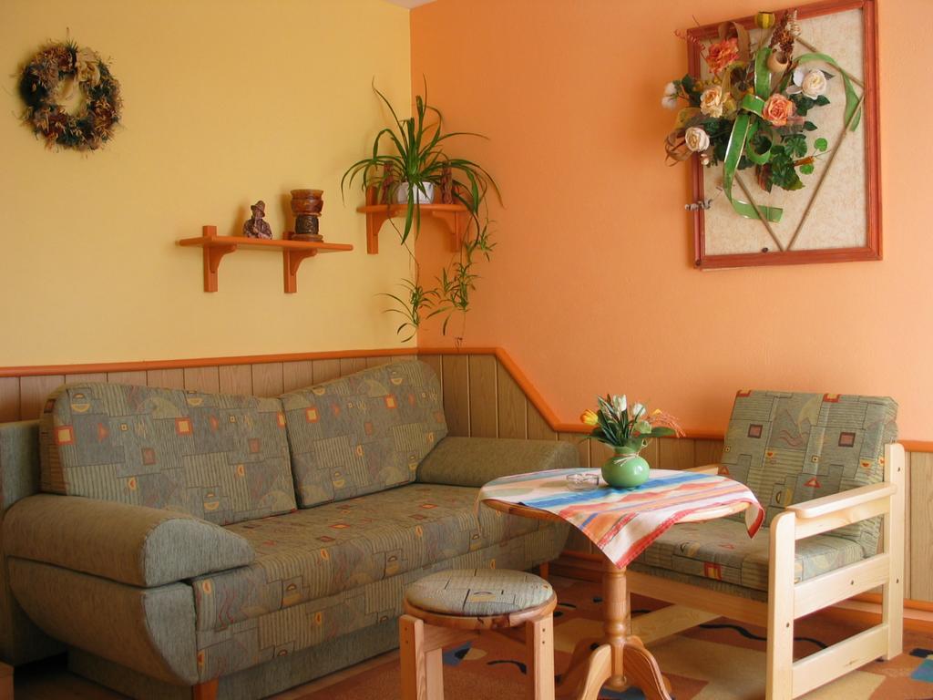Pensjonat Lotos Krynica Morska Room photo